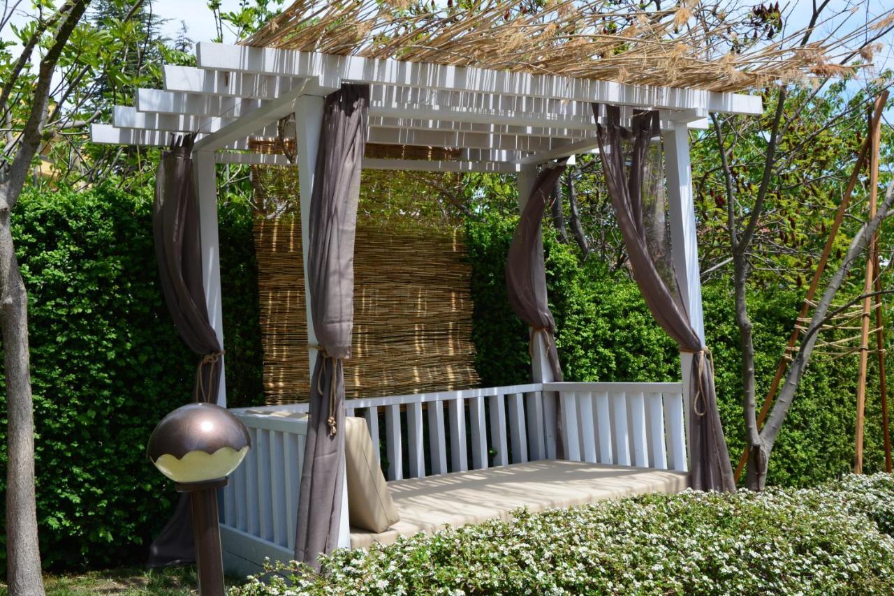 Milennia Family Hotel Pantai Sunny Luaran gambar