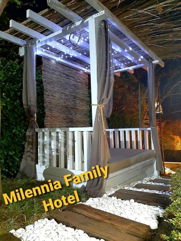 Milennia Family Hotel Pantai Sunny Luaran gambar